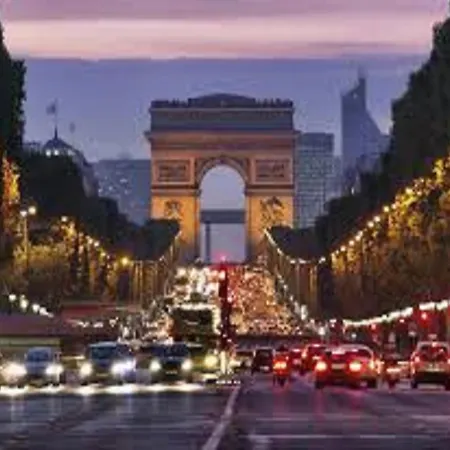 Washington Champs Elysees * Paris